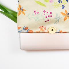 Husa pentru Laptop - Little Flower - Nature, 15.6-16 inch thumbnail