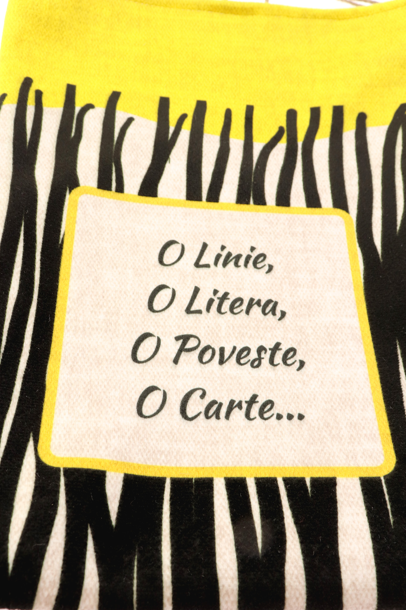 Husa pentru carte - Abstract