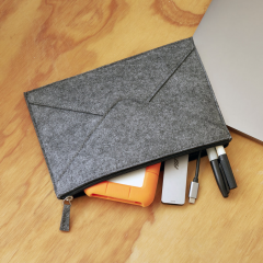 Husa mica pentru cabluri thumbnail